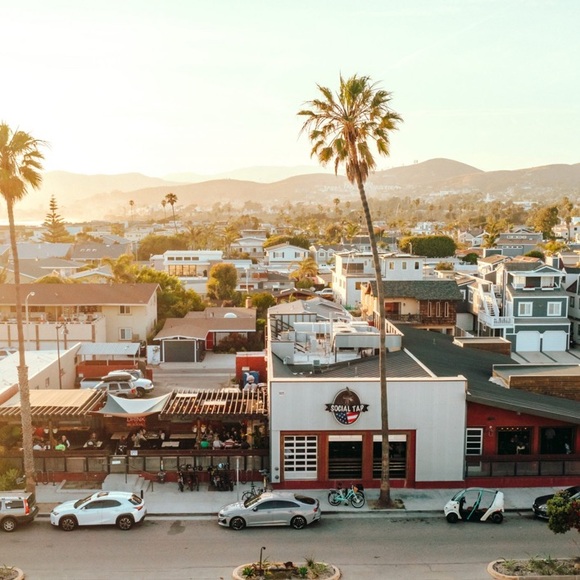 Ventura California 🏄SOCIAL TAP Black Hooded Sweatshirt-XL🍻 - Picture 3 of 11